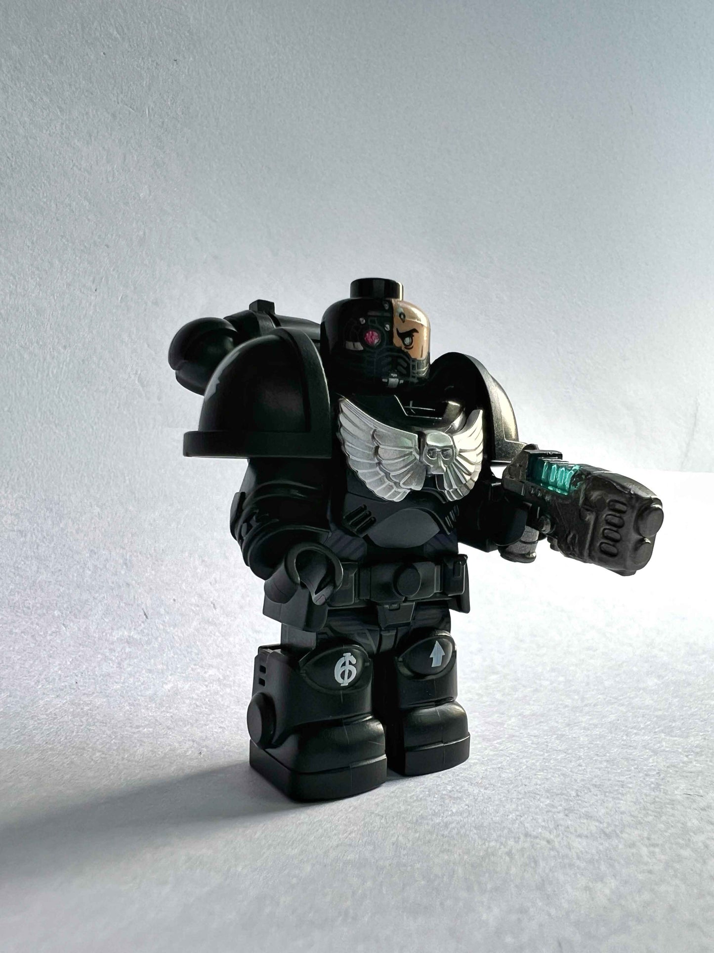 Custom Iron Hands Minifigure with Power Armor, Plasma Pistol & Bolt Rifle