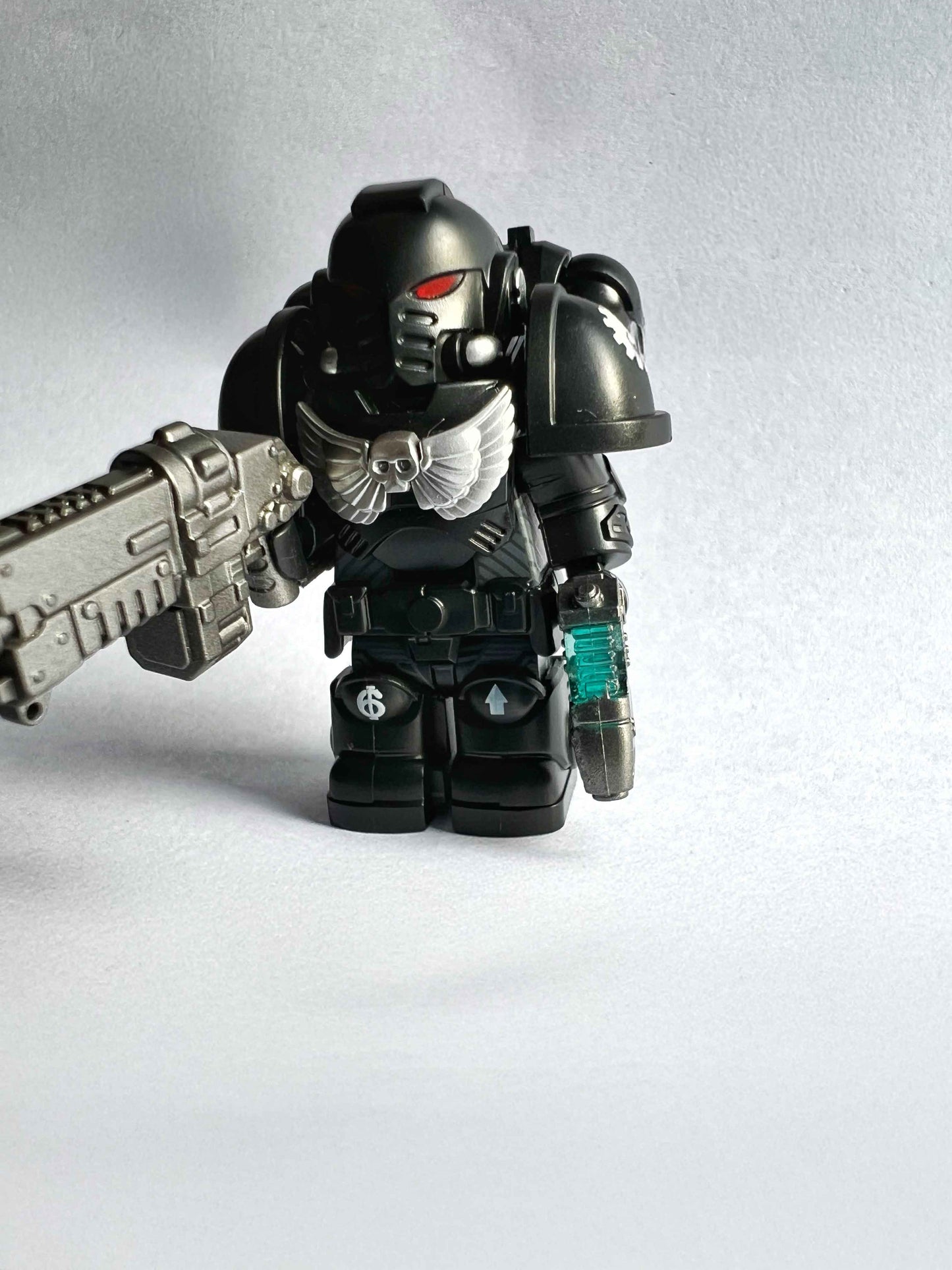 Custom Iron Hands Minifigure with Power Armor, Plasma Pistol & Bolt Rifle